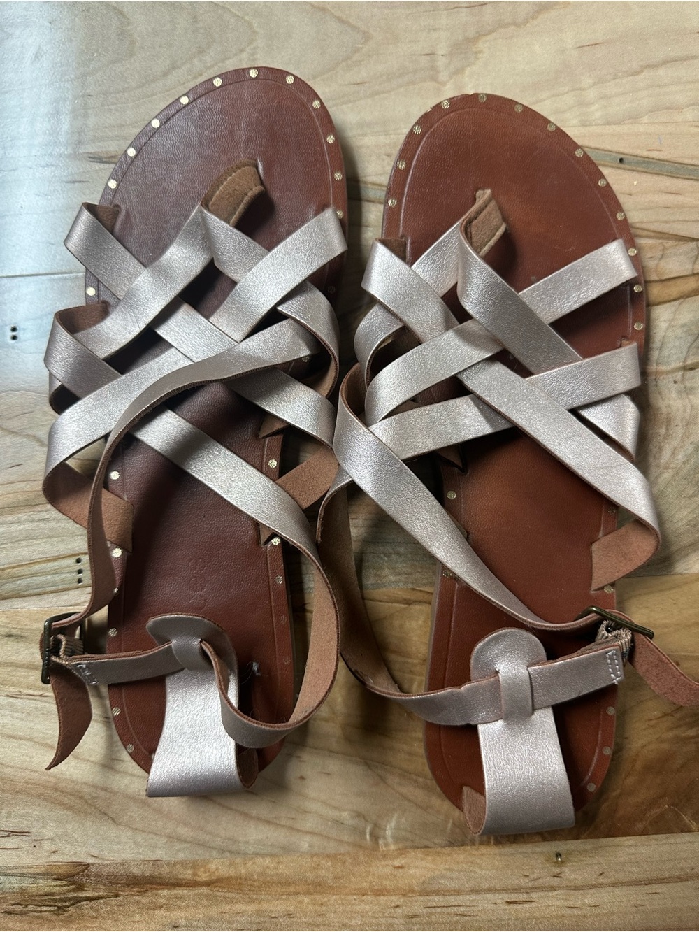 Women’s Strappy Metallic Rose Gold Leather Sandals